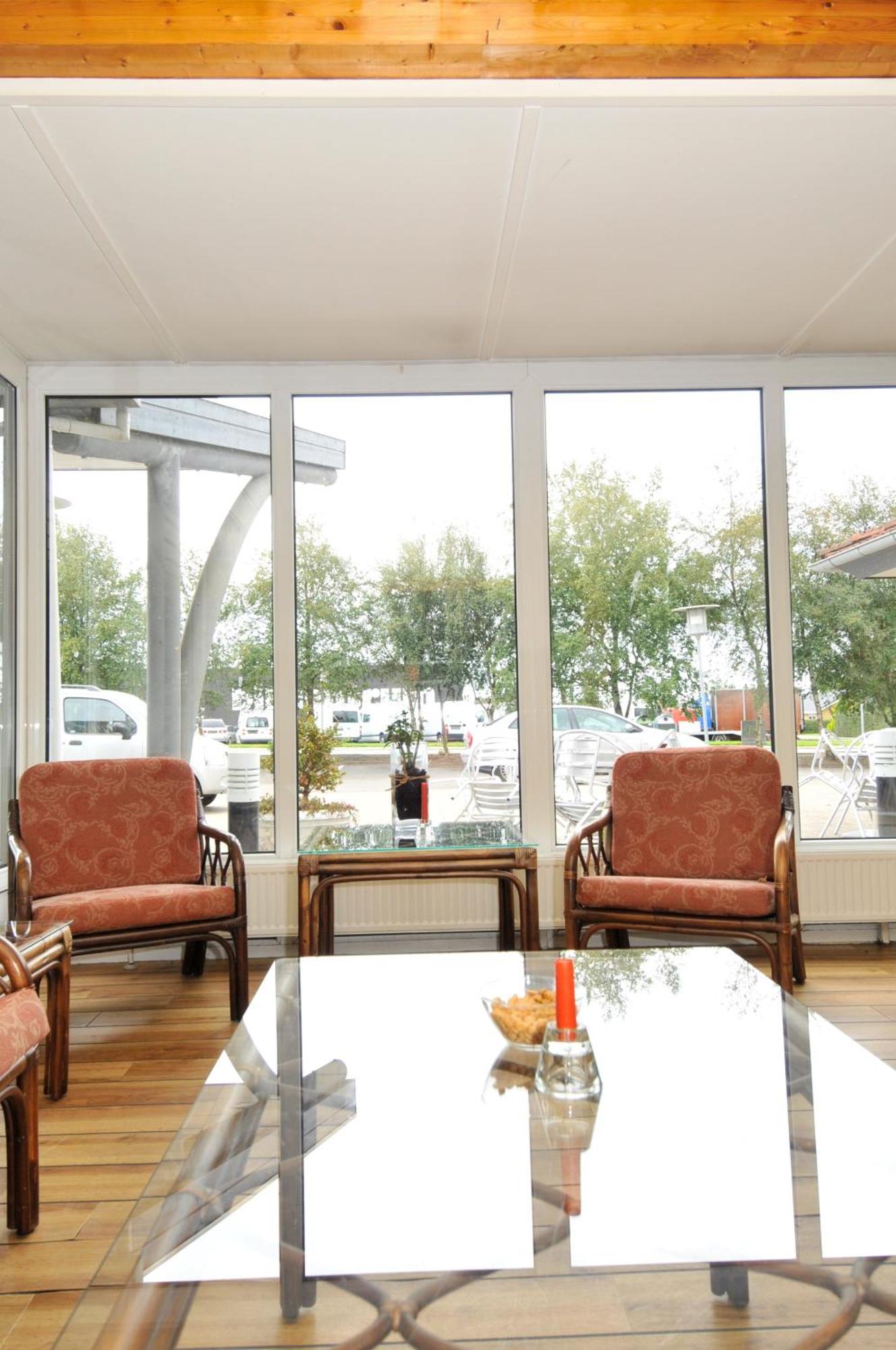 Hotel Lynggaarden هيرنينغ المظهر الخارجي الصورة